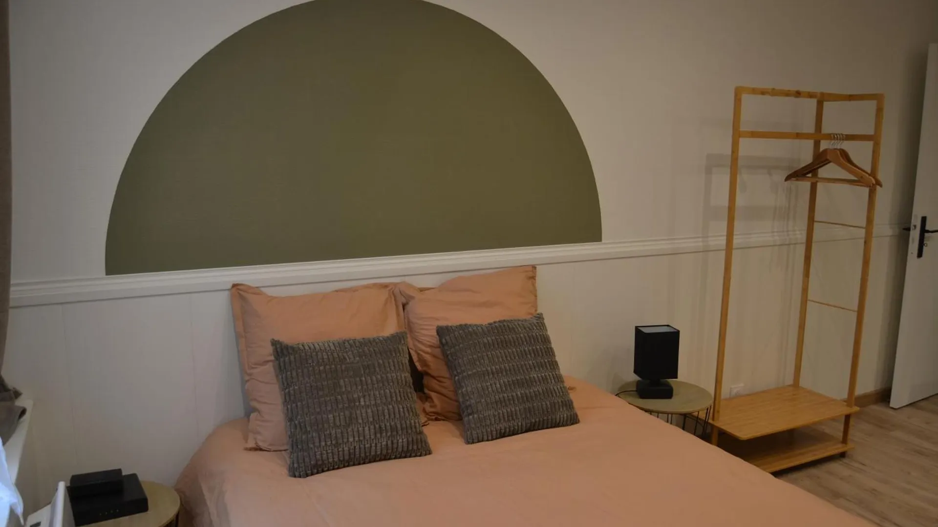 Appartement O Arcades Lisle-sur-Tarn 0*,