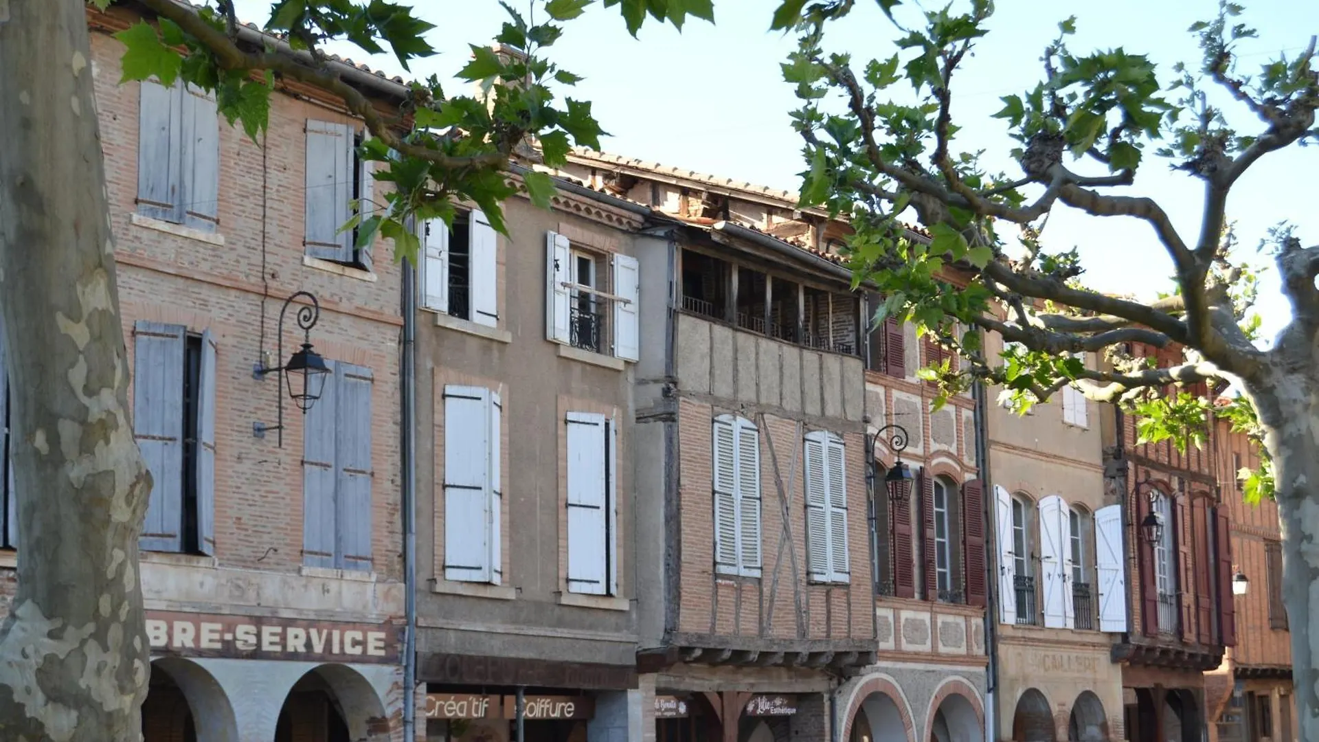 Appartement O Arcades Lisle-sur-Tarn 0*,  Franciaország